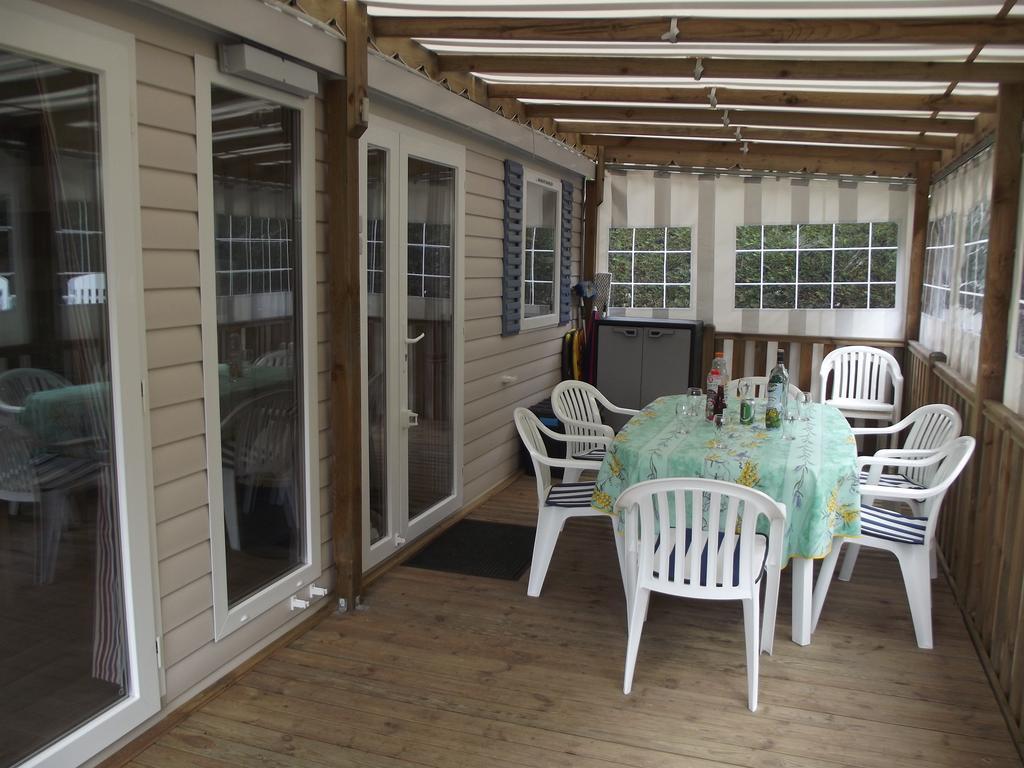 Les Charmettes Mobilhomes17 4*